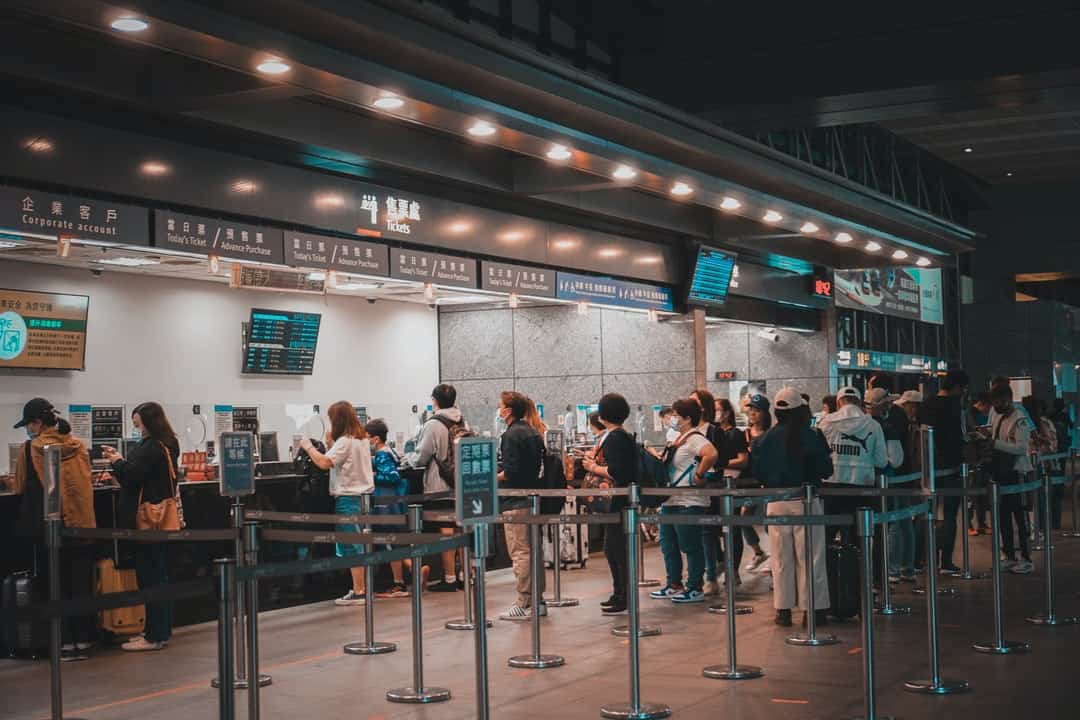 customers waiting in queue